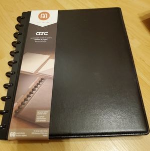 NEW Staples Arc Planner